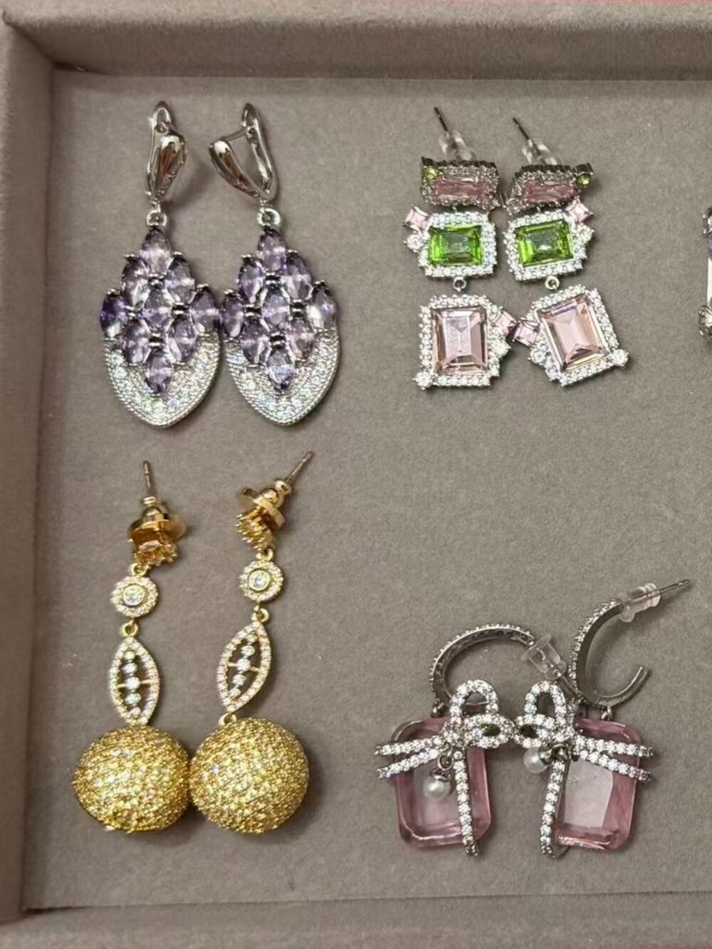 earring - Picture 8 of 9